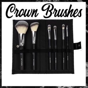 Crown Pro 6 Piece Brush Set & Travel Case